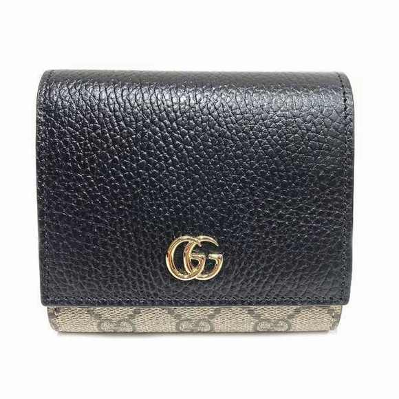 Gucci Handbags - GUCCI Marmont Wallet